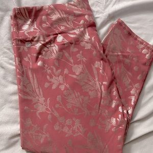 Fabletics Capri Length Leggings